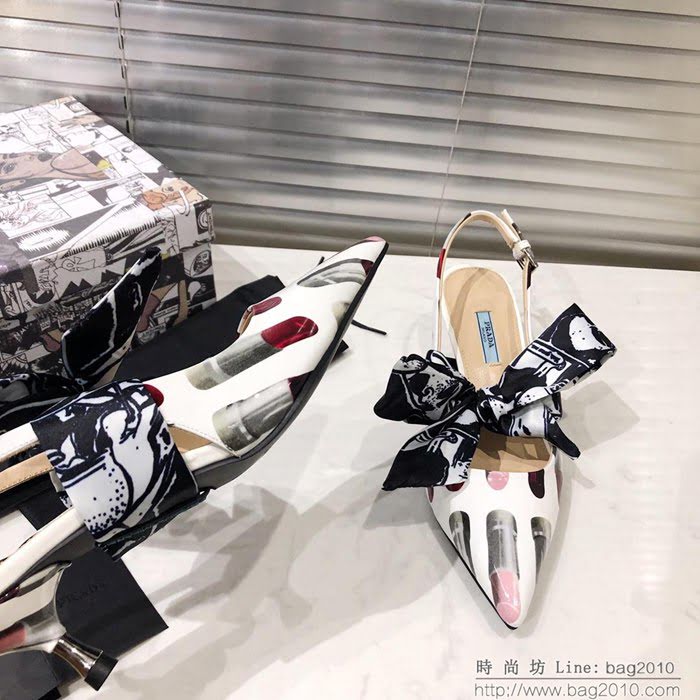 PRADA普拉達 2019早春新款 蝴蝶結絲帶 百搭款 高跟涼鞋 牛漆皮 女尖頭鞋 一鞋兩穿  ljl1466